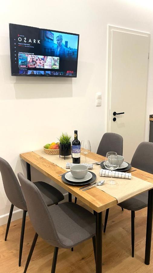 Sipsix Apartment - Modern 2 Bedroom Newly Renovated Flat With Ac In Budapest City Centre Extérieur photo