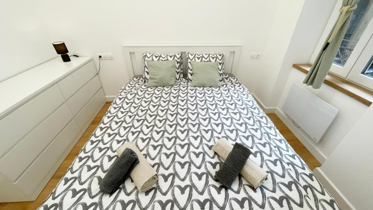 Sipsix Apartment - Modern 2 Bedroom Newly Renovated Flat With Ac In Budapest City Centre Extérieur photo
