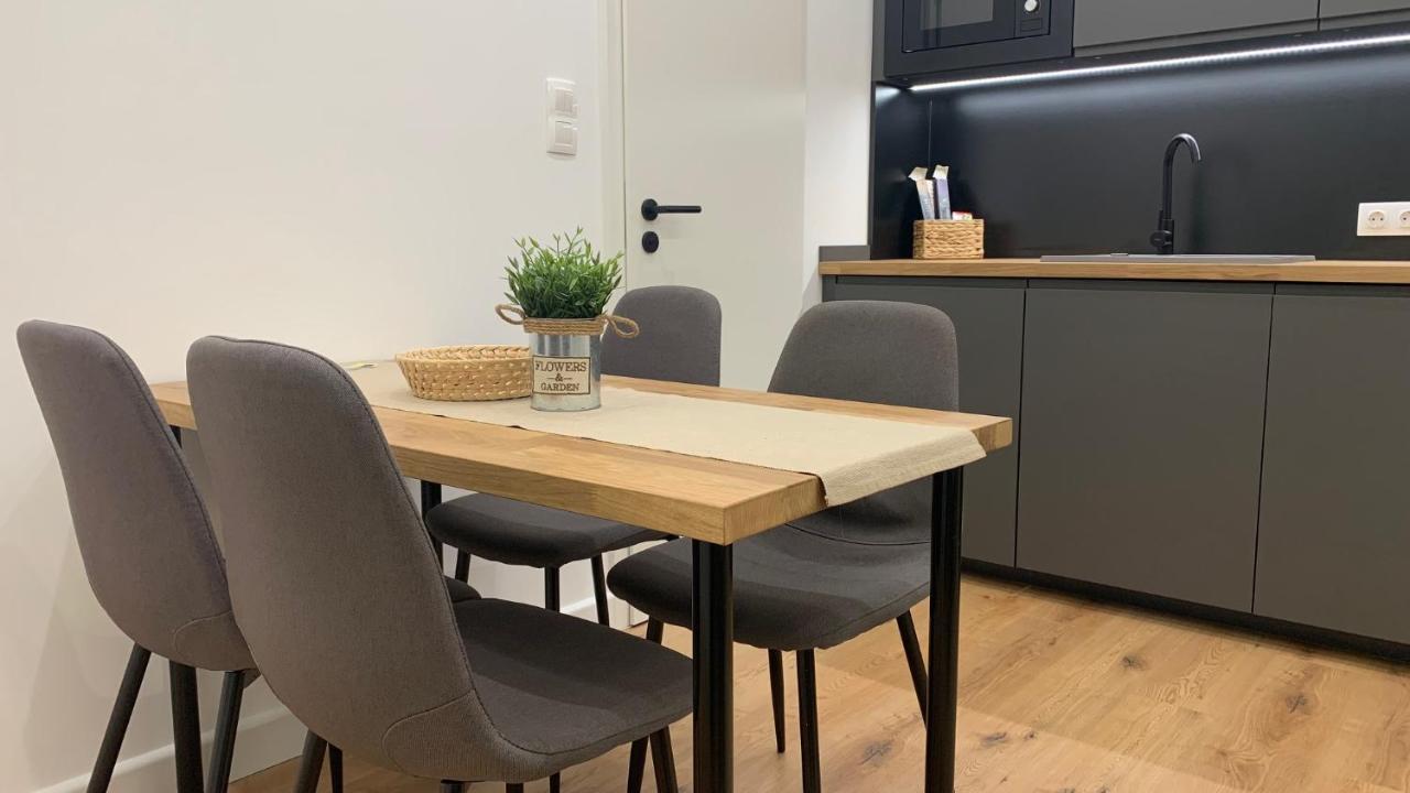 Sipsix Apartment - Modern 2 Bedroom Newly Renovated Flat With Ac In Budapest City Centre Extérieur photo